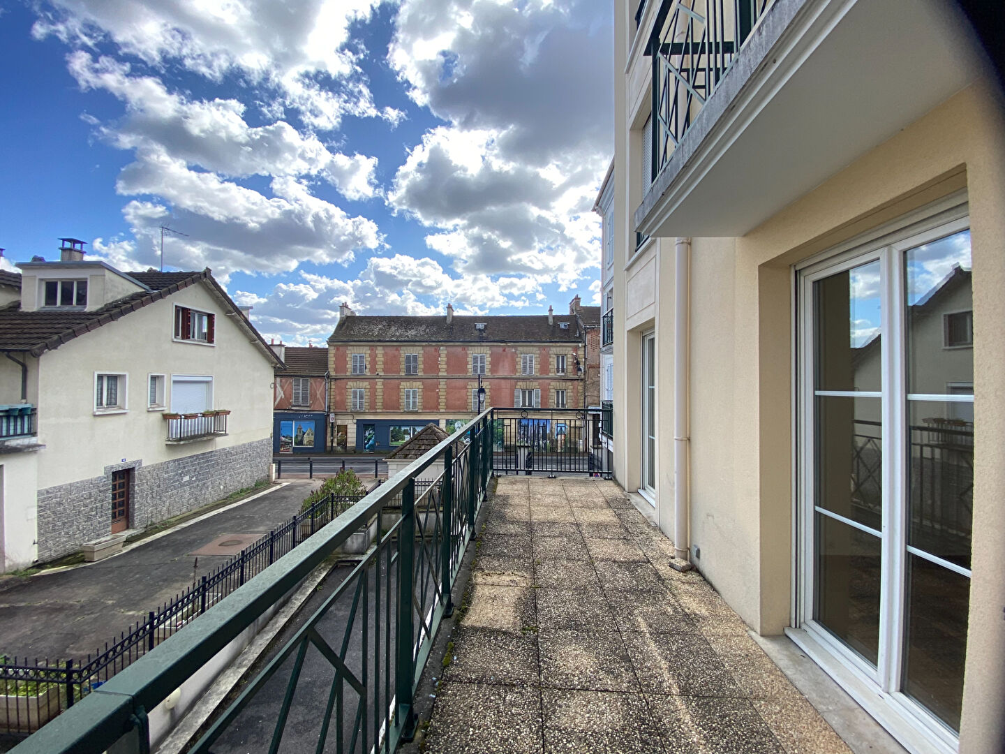 Appartement YERRES (91330) 2 pi&egrave;ces 38.00 m&sup2;