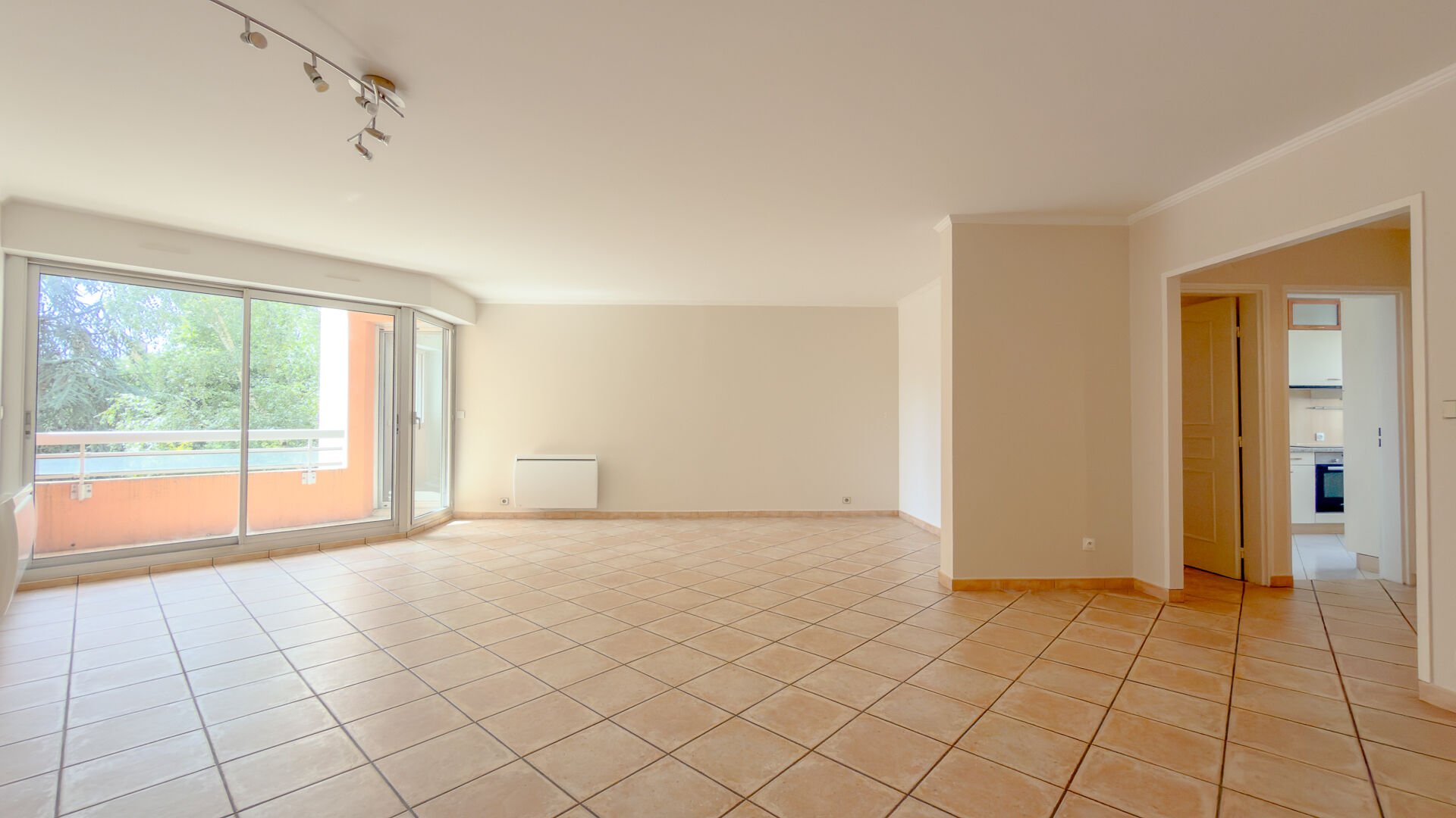 Montgeron (91) Exclusif 350 000 € Appartement 4 pièces , 2 chambres 86.14 m² Avec balcon Voir le bien