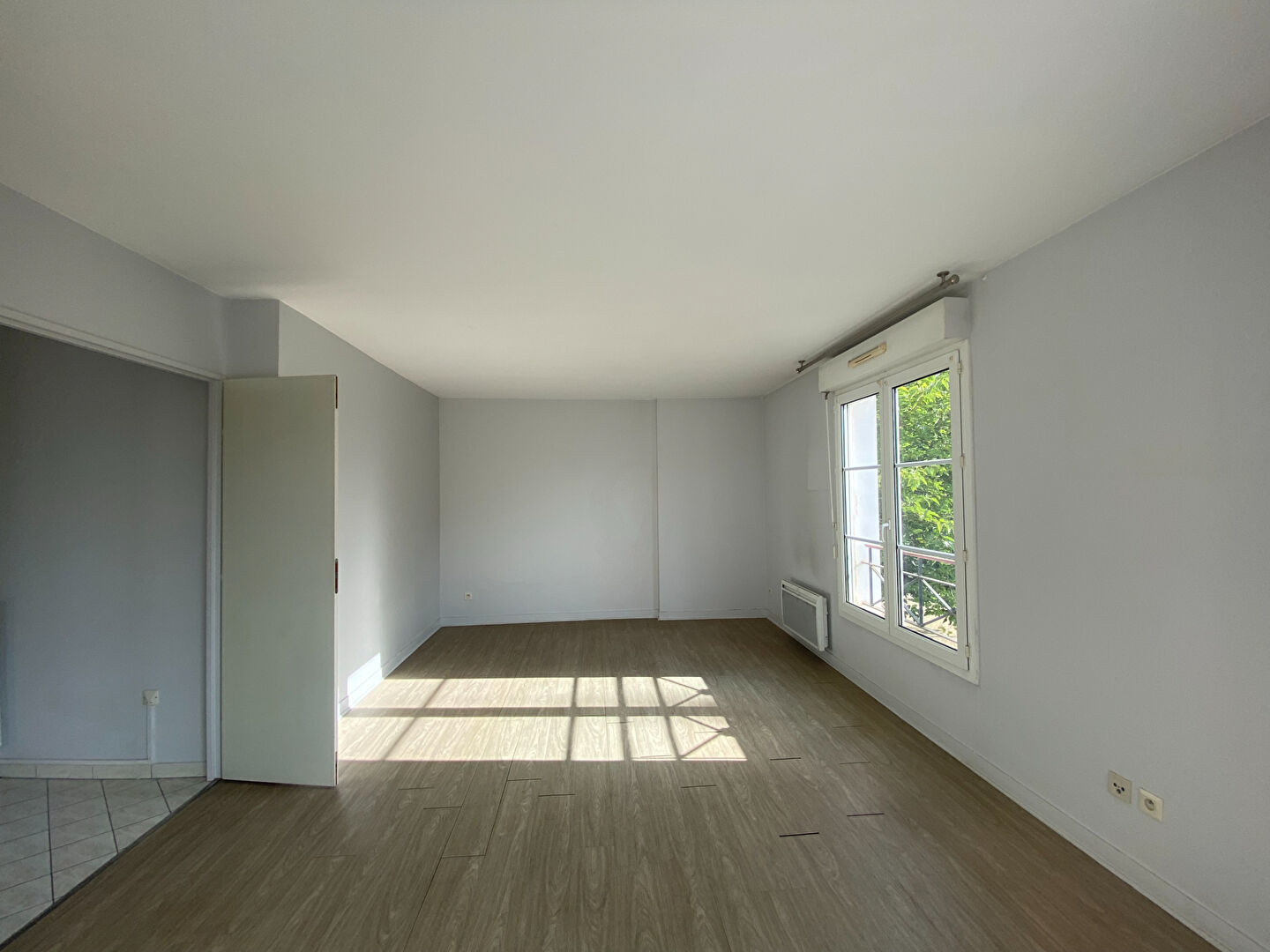 Appartement YERRES (91330) 2 pi&egrave;ces 52.00 m&sup2;