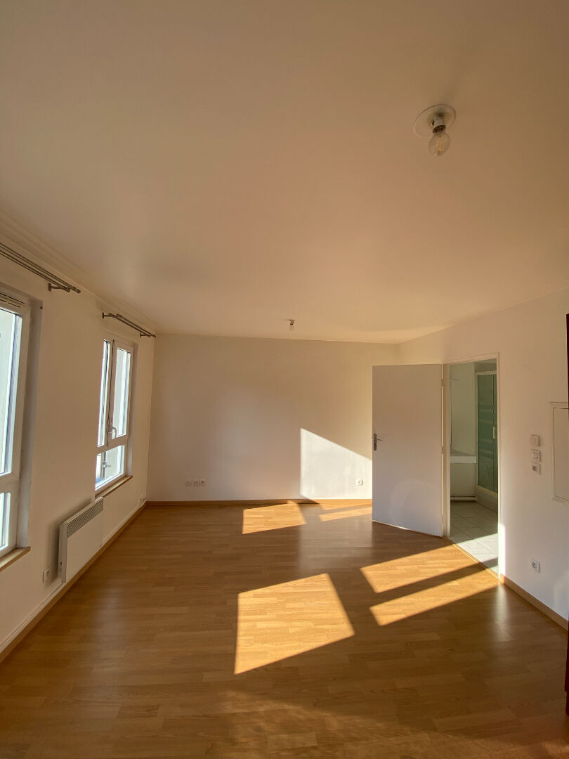 Appartement CROSNE (91560) 1 pièce 34.00 m²