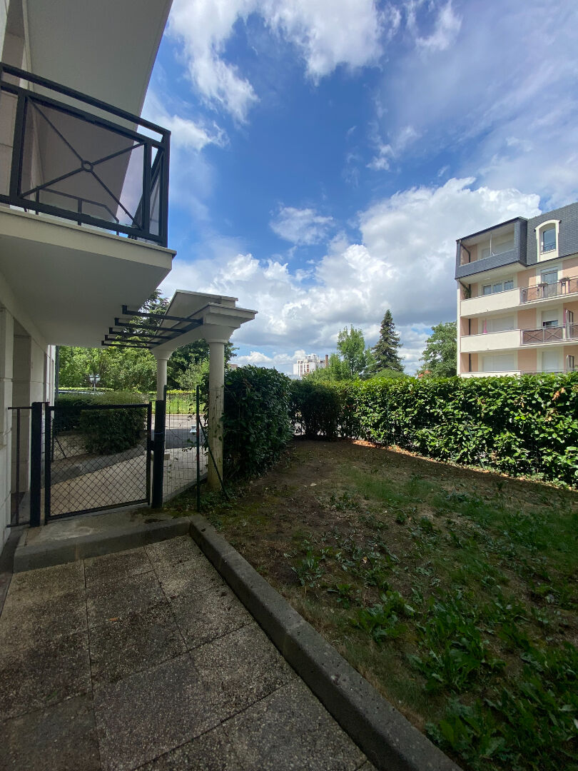 Appartement MONTGERON (91230) 1 pièce 18.00 m²