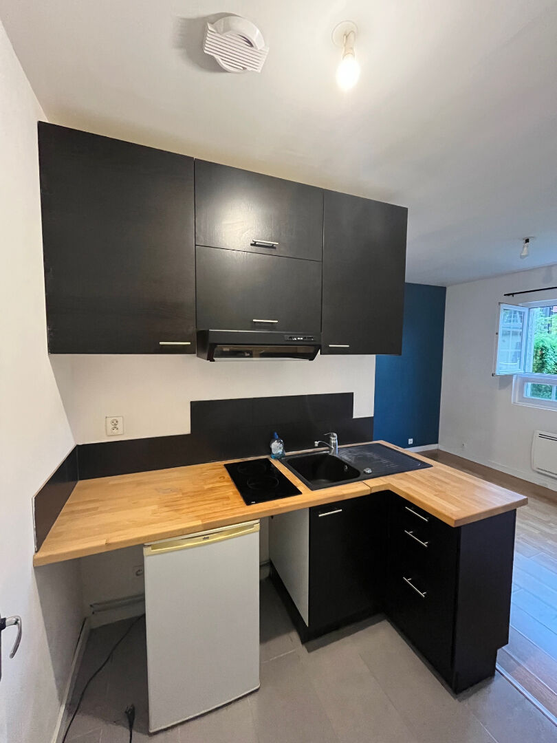 Appartement crosne (91560) 1 pi&egrave;ce 17.00 m&sup2;