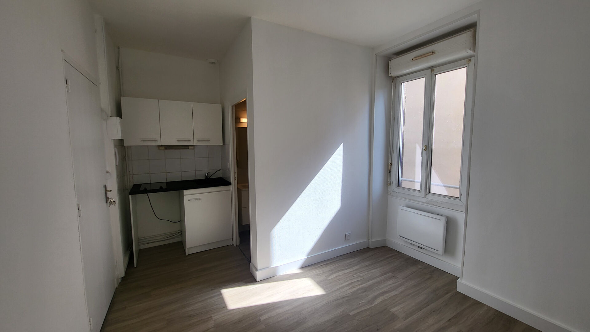 Appartement NANTES (44000) 1 pièce 13.47 m²