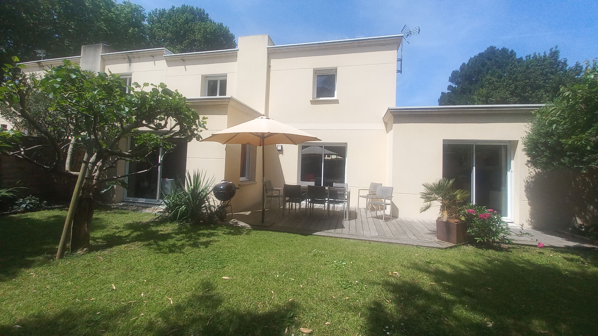 Maison NANTES (44100) 6 pièces 148.00 m²