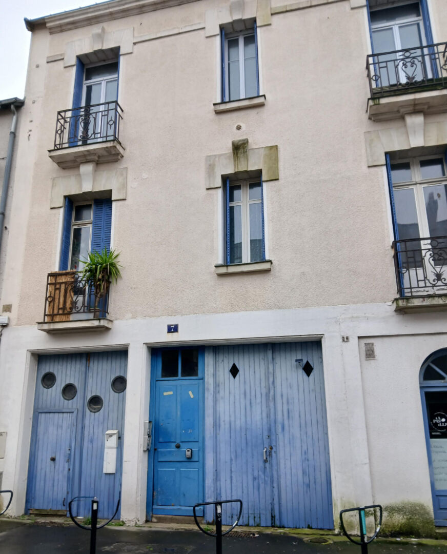 Entrep&ocirc;t / Local industriel NANTES (44000) 11.26 m&sup2;