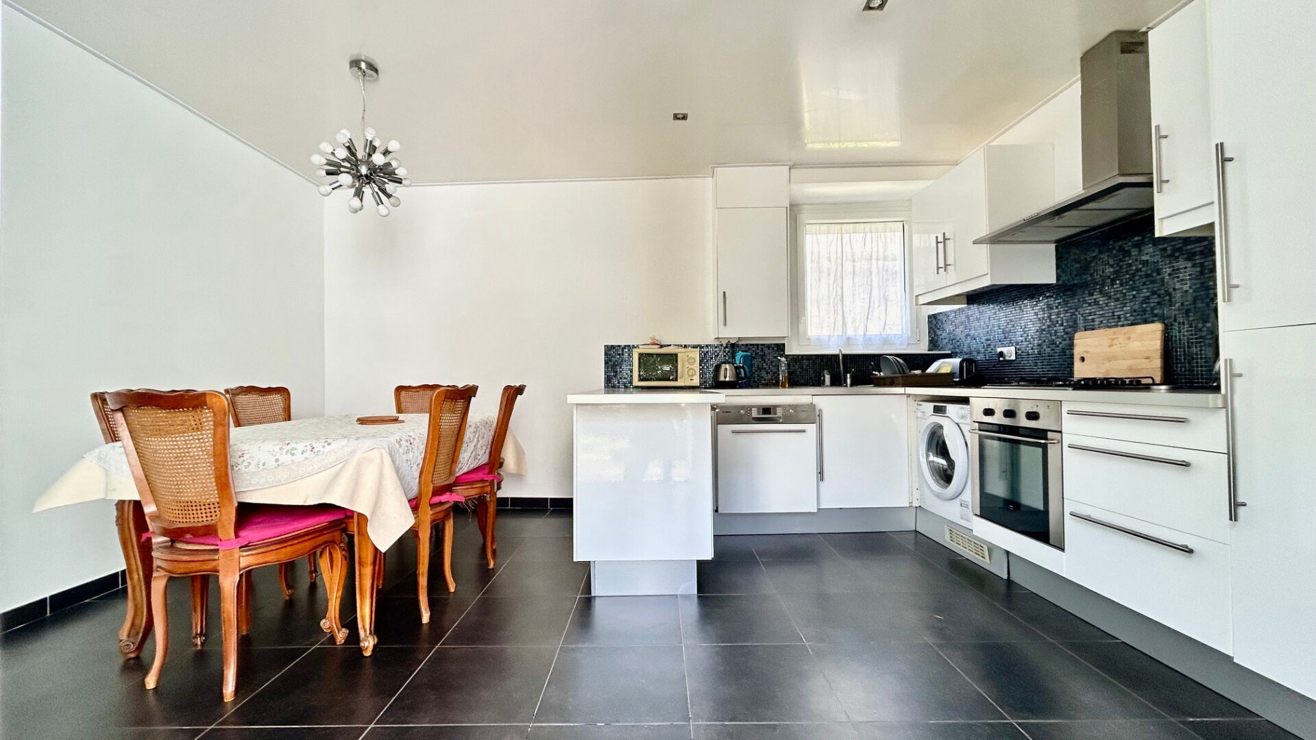 Maison NANTES (44000) 4 pièces 84.00 m²
