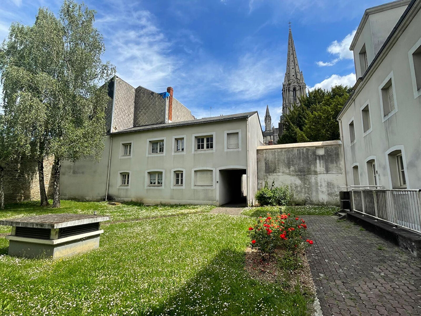 Appartement NANTES (44000) 1 pièce 30.61 m²