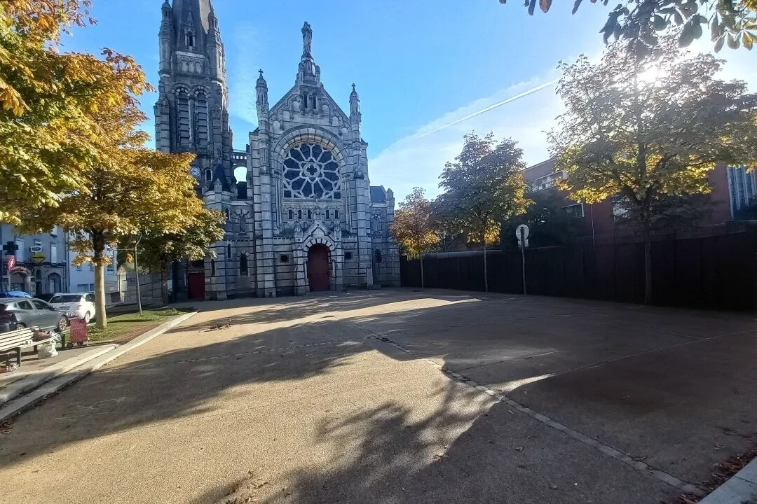 Immeuble NANTES (44000) 235.89 m²