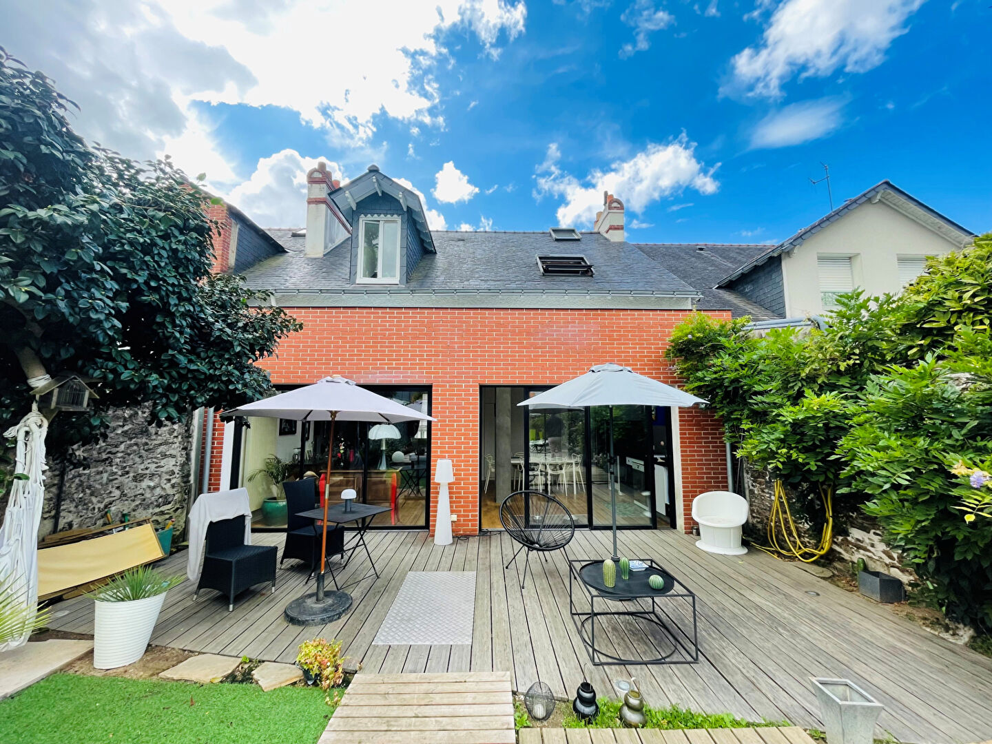 Maison NANTES (44000) 6 pièces 140.00 m²
