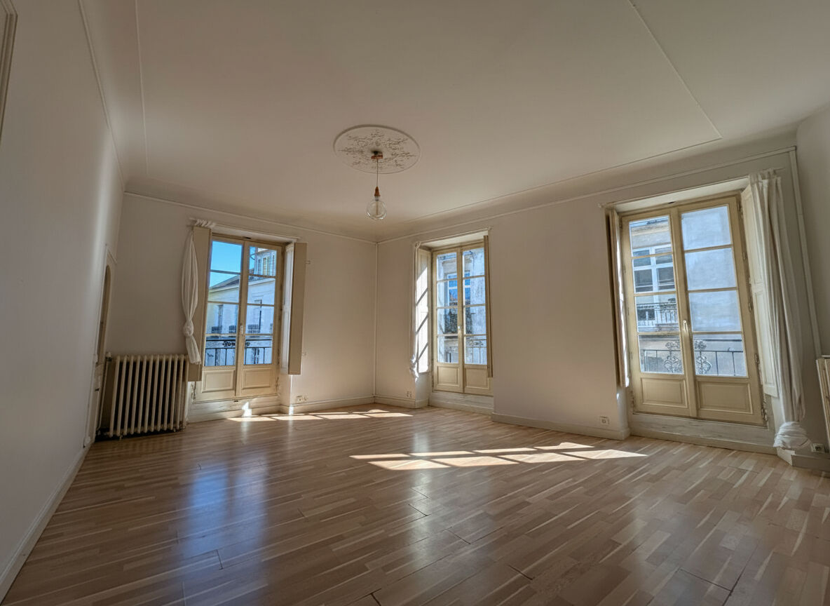Appartement NANTES (44000) 3 pi&egrave;ces 71.05 m&sup2;