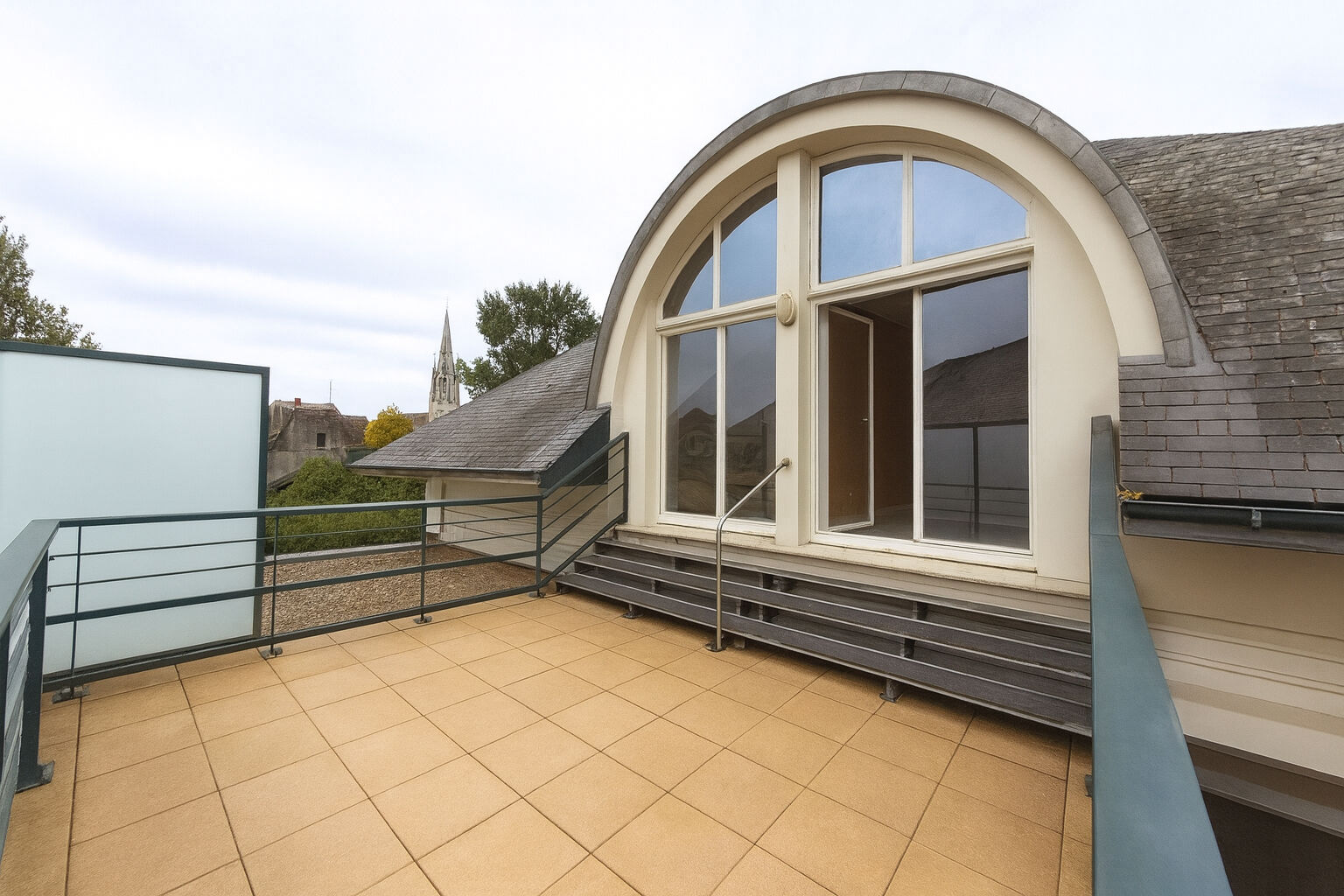 Appartement LA CHAPELLE SUR ERDRE (44240) 5 pi&egrave;ces 130.00 m&sup2;