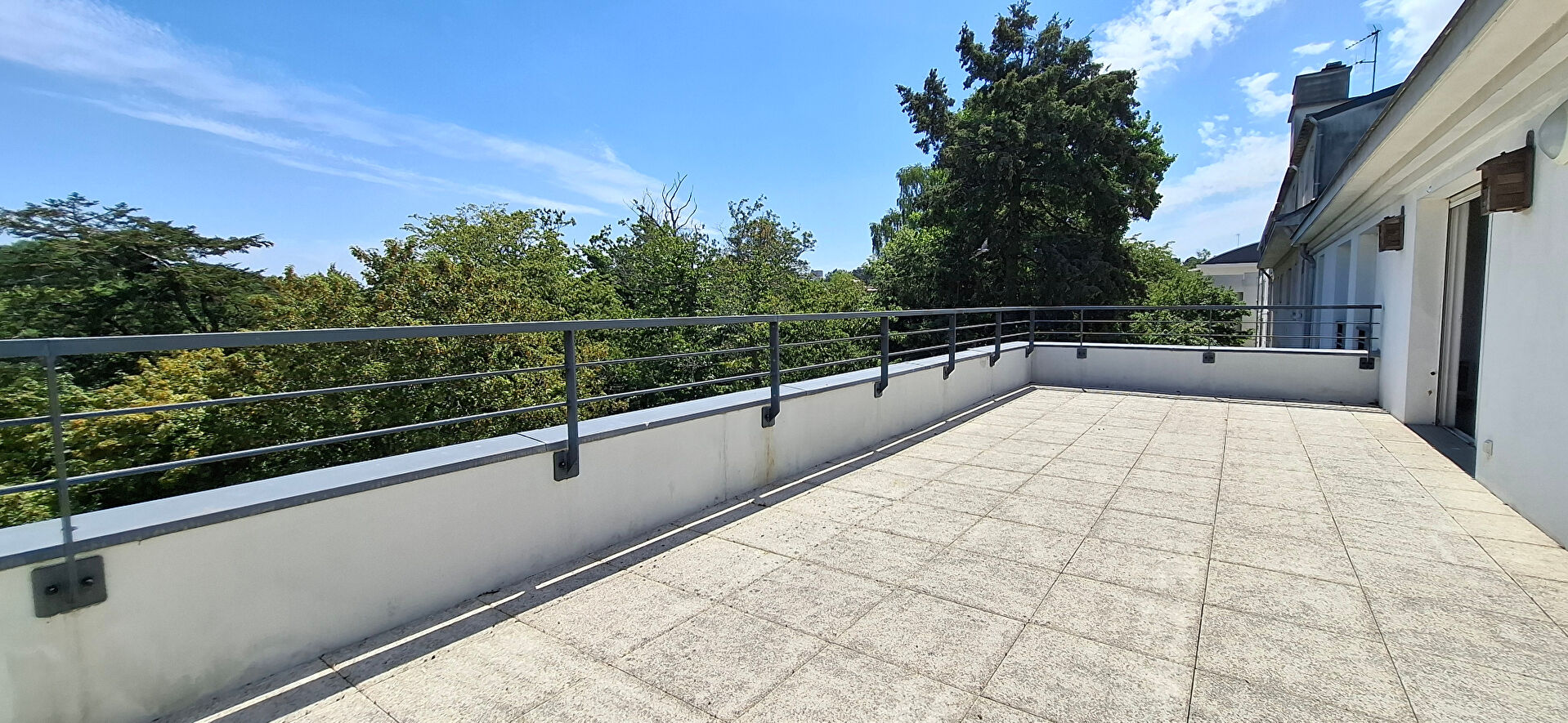 Appartement NANTES (44300) 5 pi&egrave;ces 106.00 m&sup2;