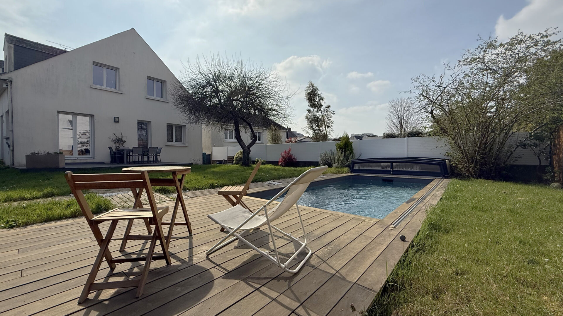 Maison NANTES (44100) 8 pi&egrave;ces 155.00 m&sup2;