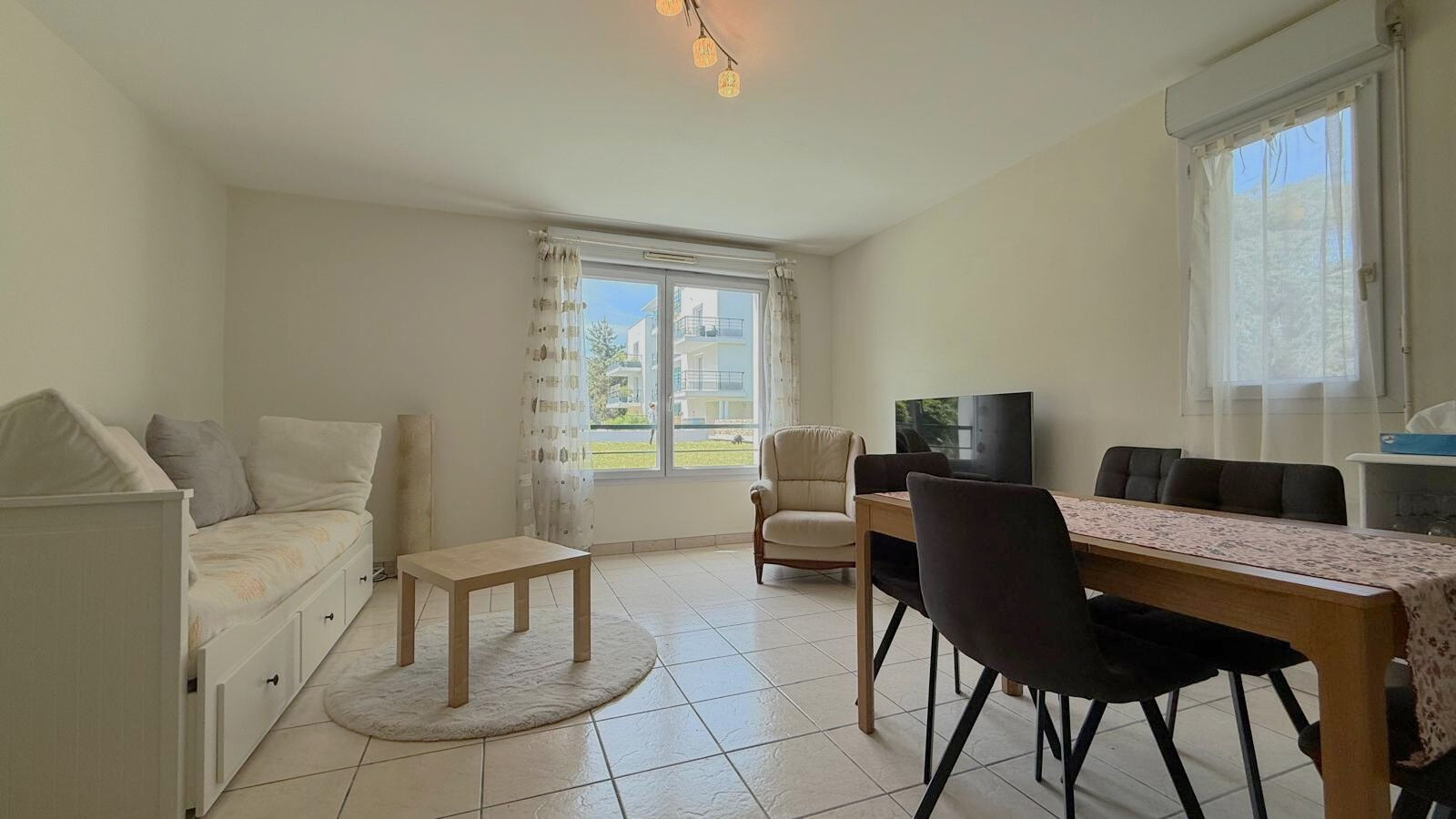 Appartement NANTES (44100) 2 pi&egrave;ces 53.00 m&sup2;