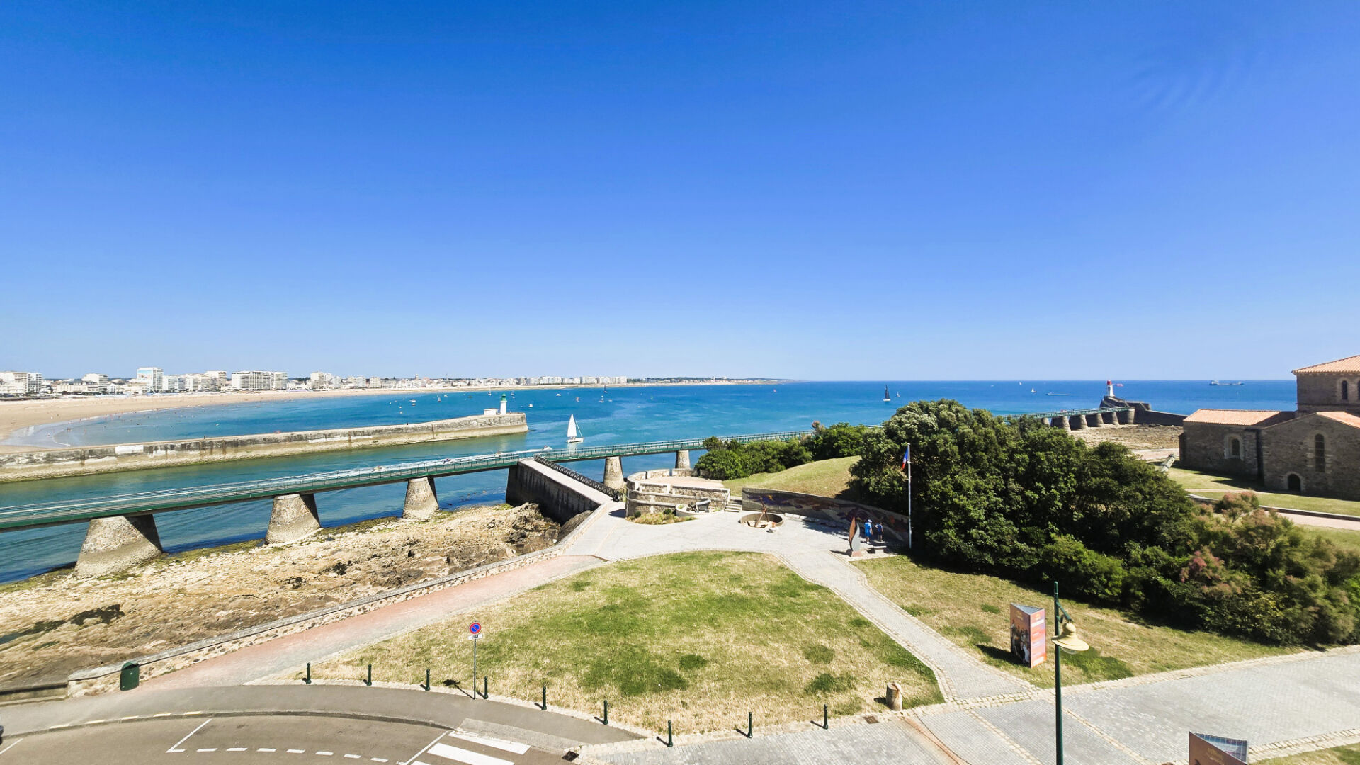 Appartement LES SABLES D OLONNE (85100) 3 pièces 75.00 m²