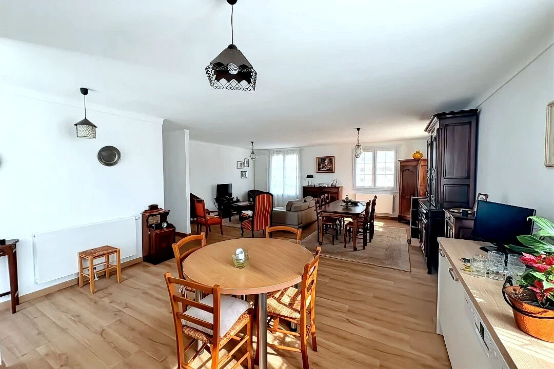 Maison LES SABLES D OLONNE (85100) 5 pièces 130.00 m²