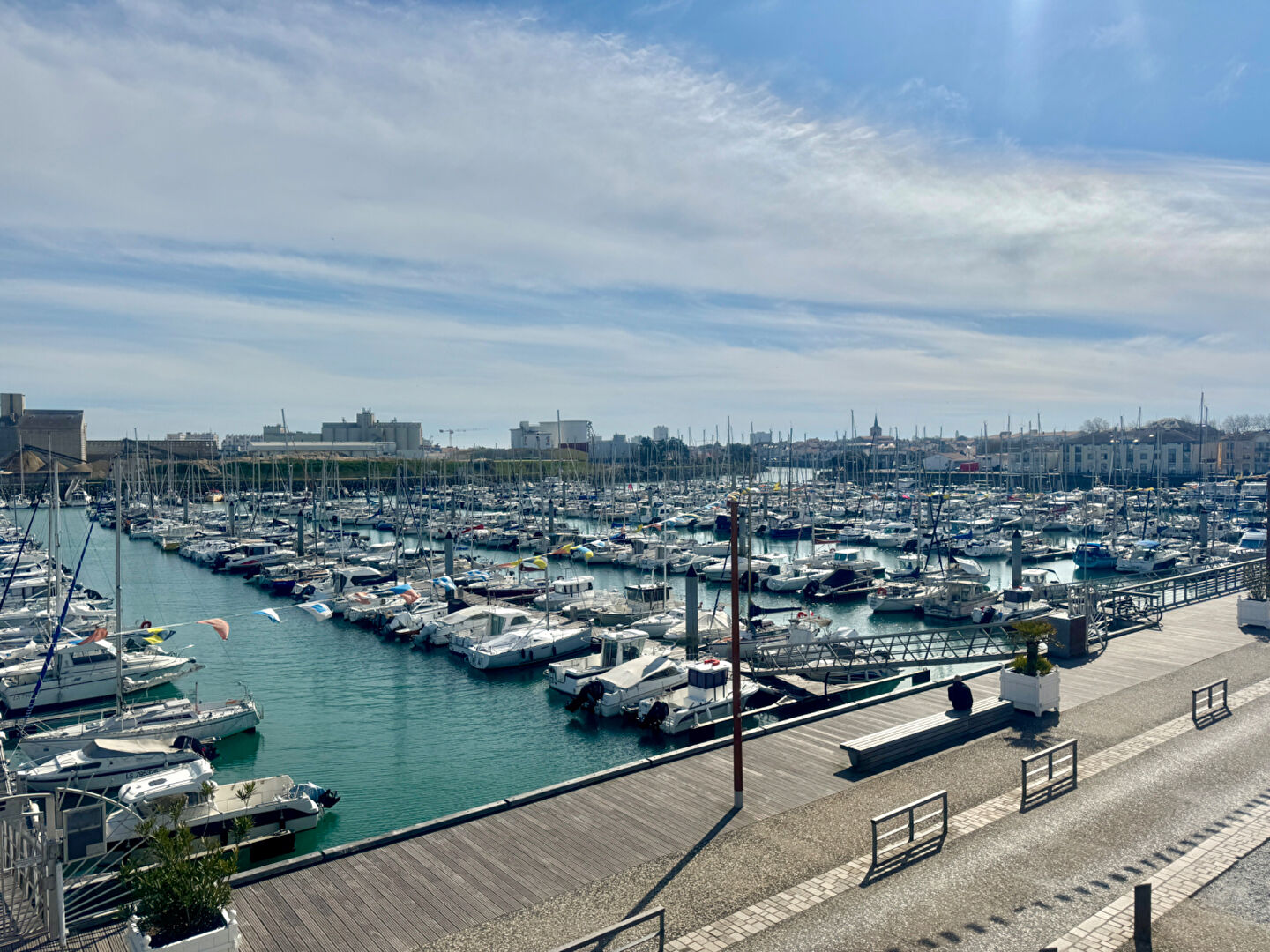 Appartement LES SABLES D OLONNE (85100) 2 pi&egrave;ces 57.50 m&sup2;