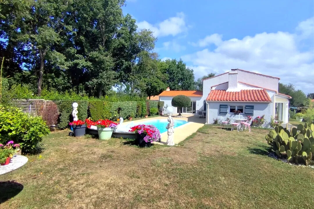 Maison LES SABLES D OLONNE (85340) 5 pièces 145.00 m²