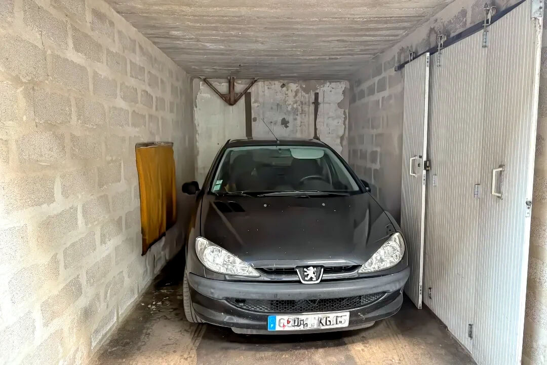 Parking / box LES SABLES D OLONNE (85100) 13.00 m²