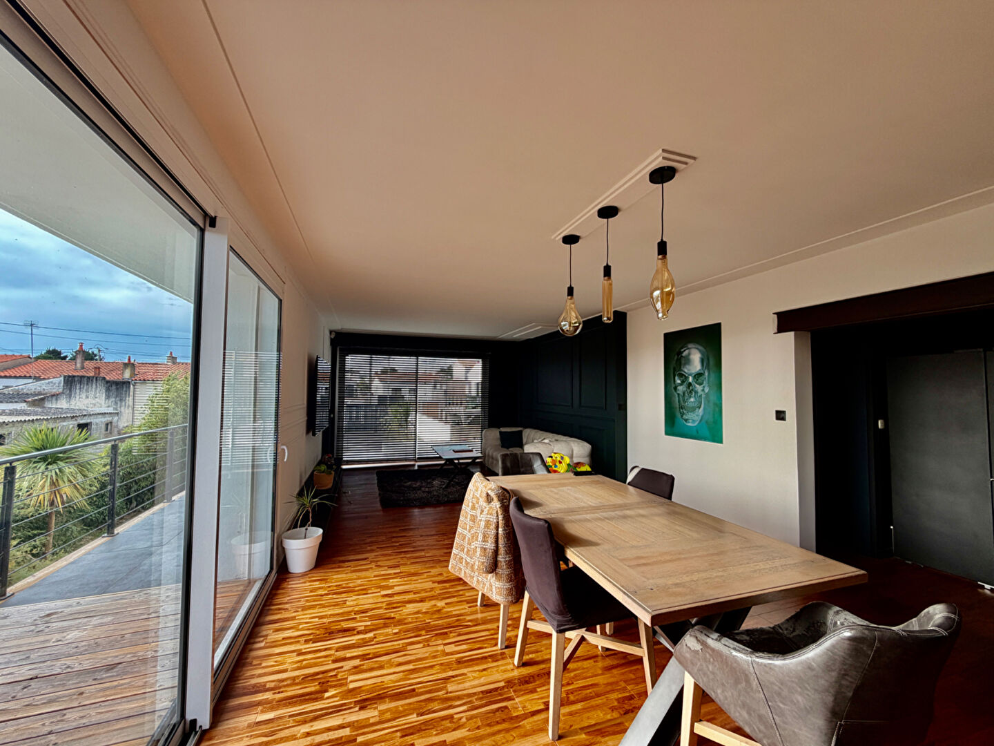 Maison LES SABLES D OLONNE (85100) 6 pièces 193.00 m²