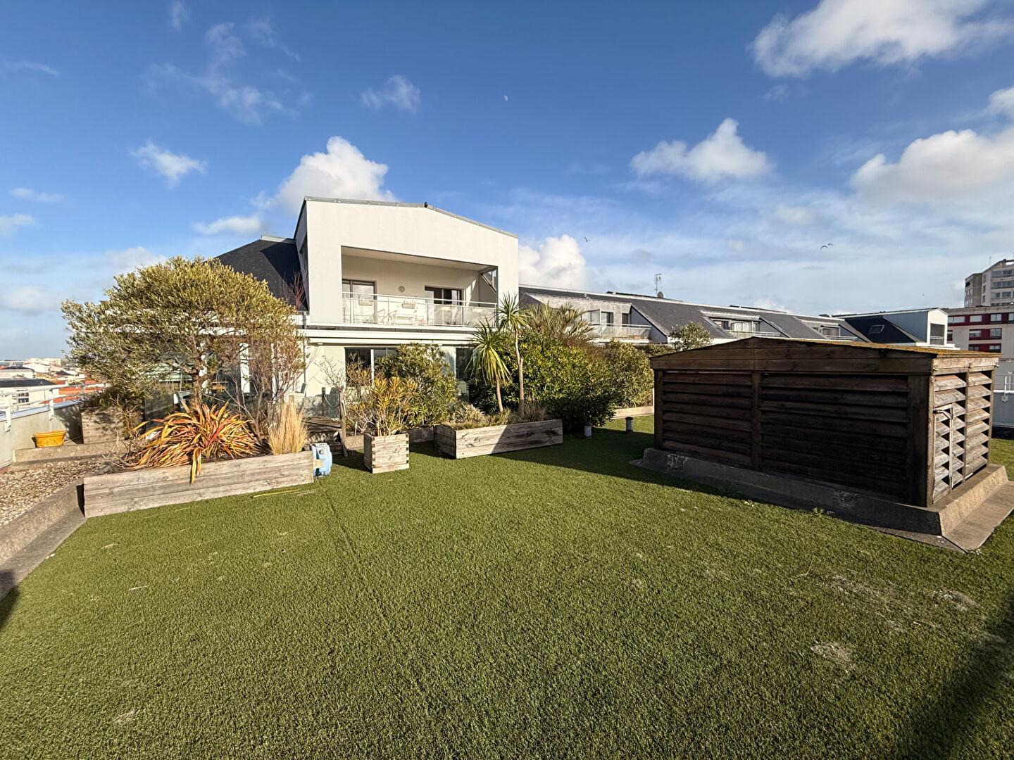 Appartement LES SABLES D OLONNE (85100) 6 pi&egrave;ces 231.00 m&sup2;