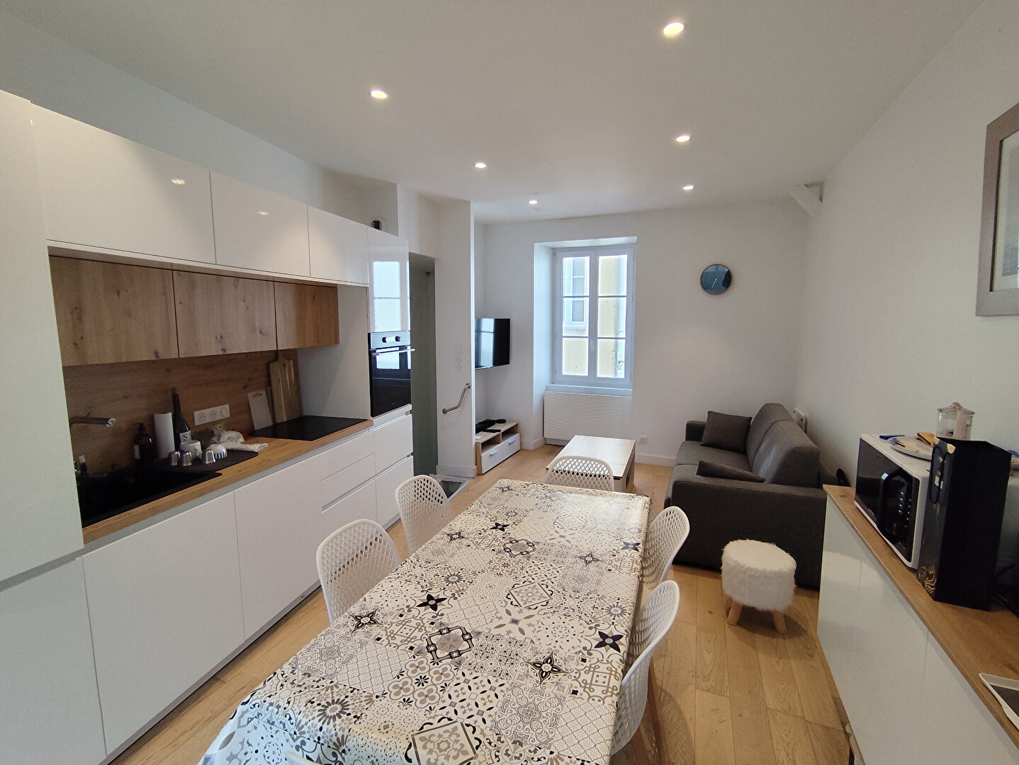 Maison LES SABLES D OLONNE (85100) 5 pi&egrave;ces 83.00 m&sup2;