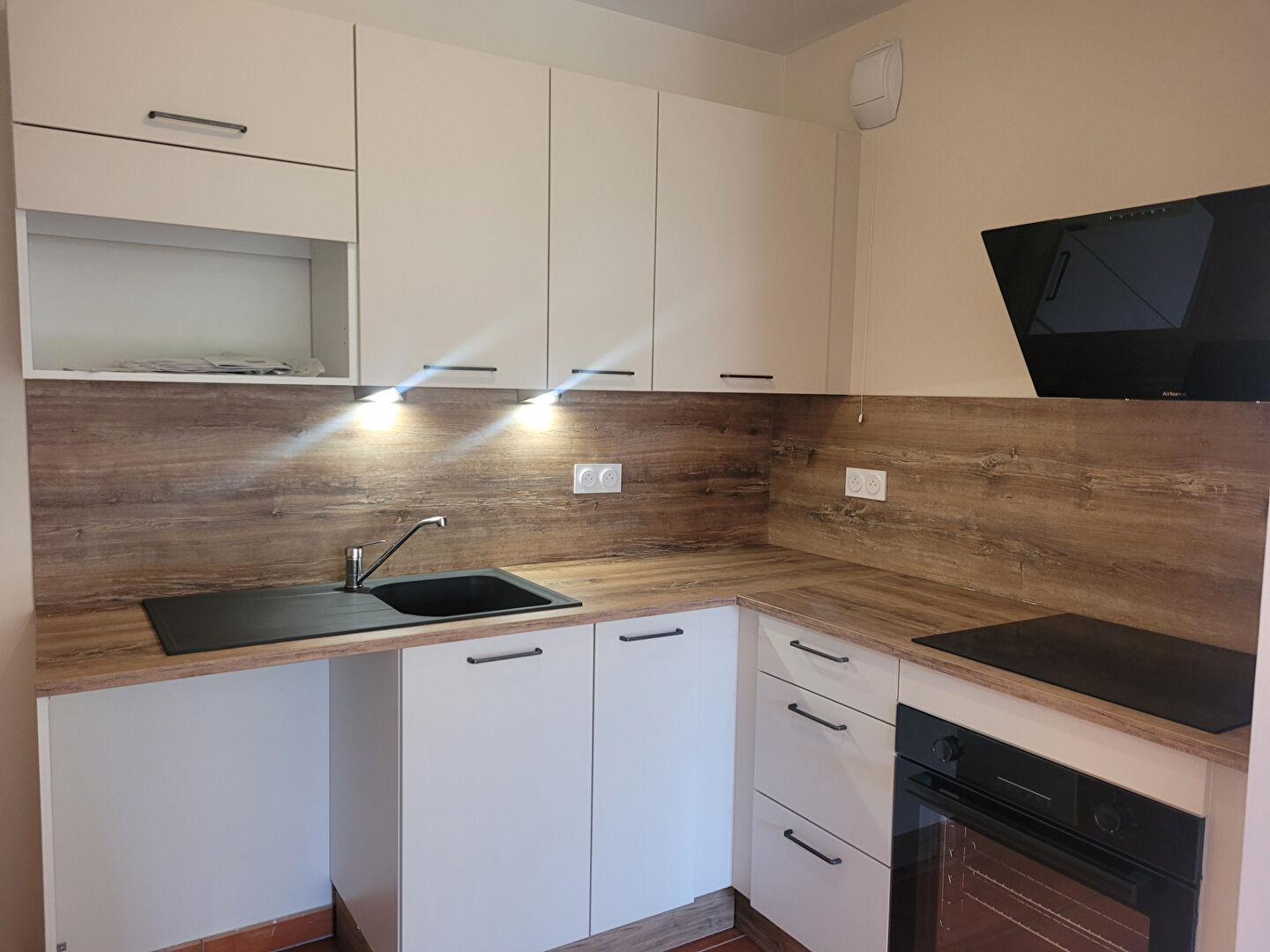 Appartement LES SABLES D OLONNE (85340) 2 pi&egrave;ces 45.08 m&sup2;