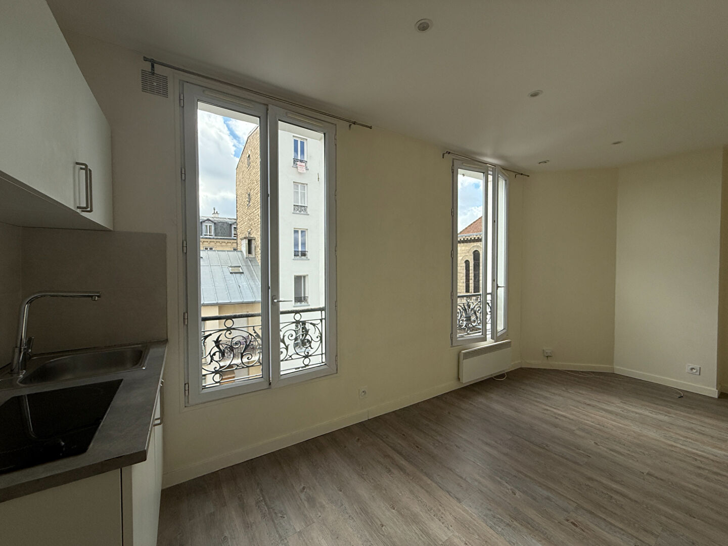 Appartement ASNIERES SUR SEINE (92600) 1 pièce 21.69 m²