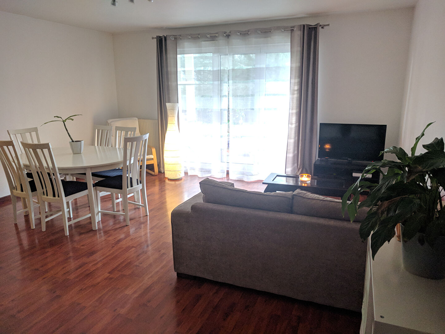 Bussy-Saint-Georges (77) 917 € / mois cc Appartement 2 pièces , 1 chambre 52.56 m² Avec jardin, terrasse Voir le bien