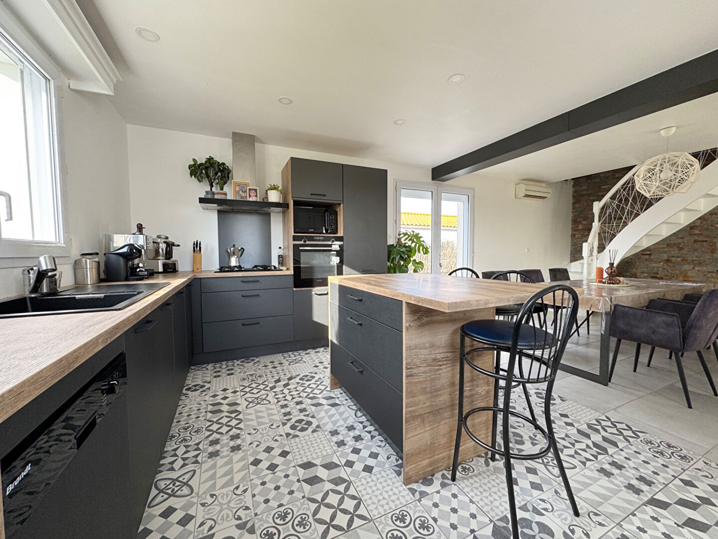 Maison SAINT COLOMBAN (44310) 6 pièces 144.00 m²