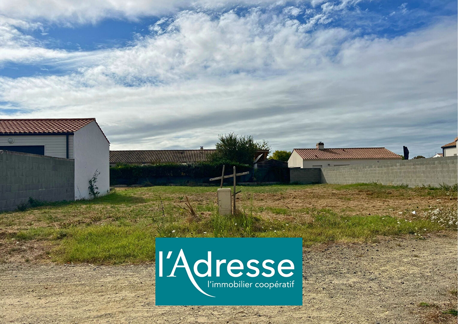 Terrain SAINT URBAIN (85230) 586.00 m²