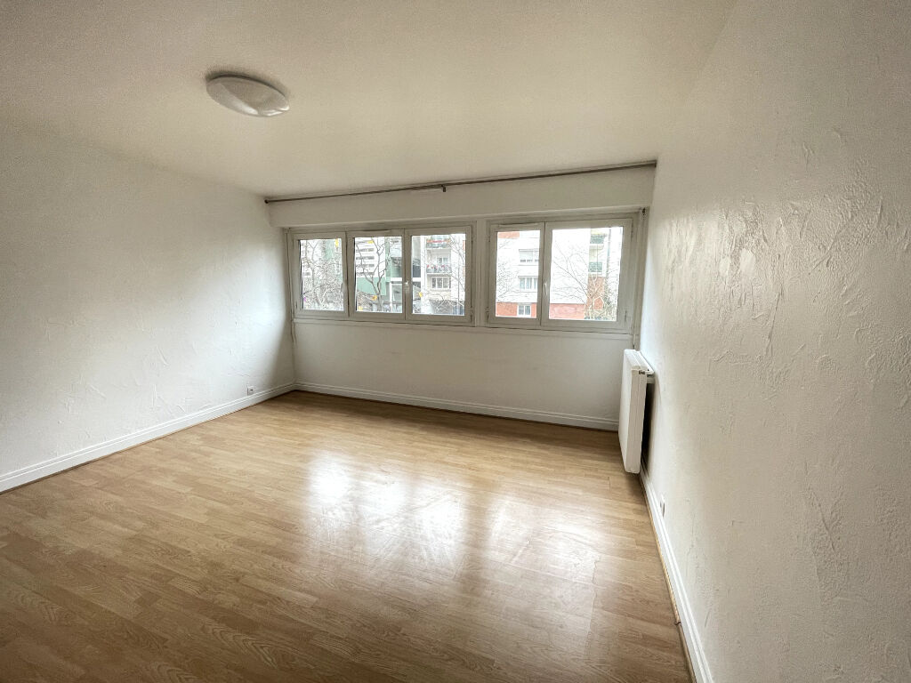 Appartement PARIS (75020) 2 pi&egrave;ces 44.00 m&sup2;
