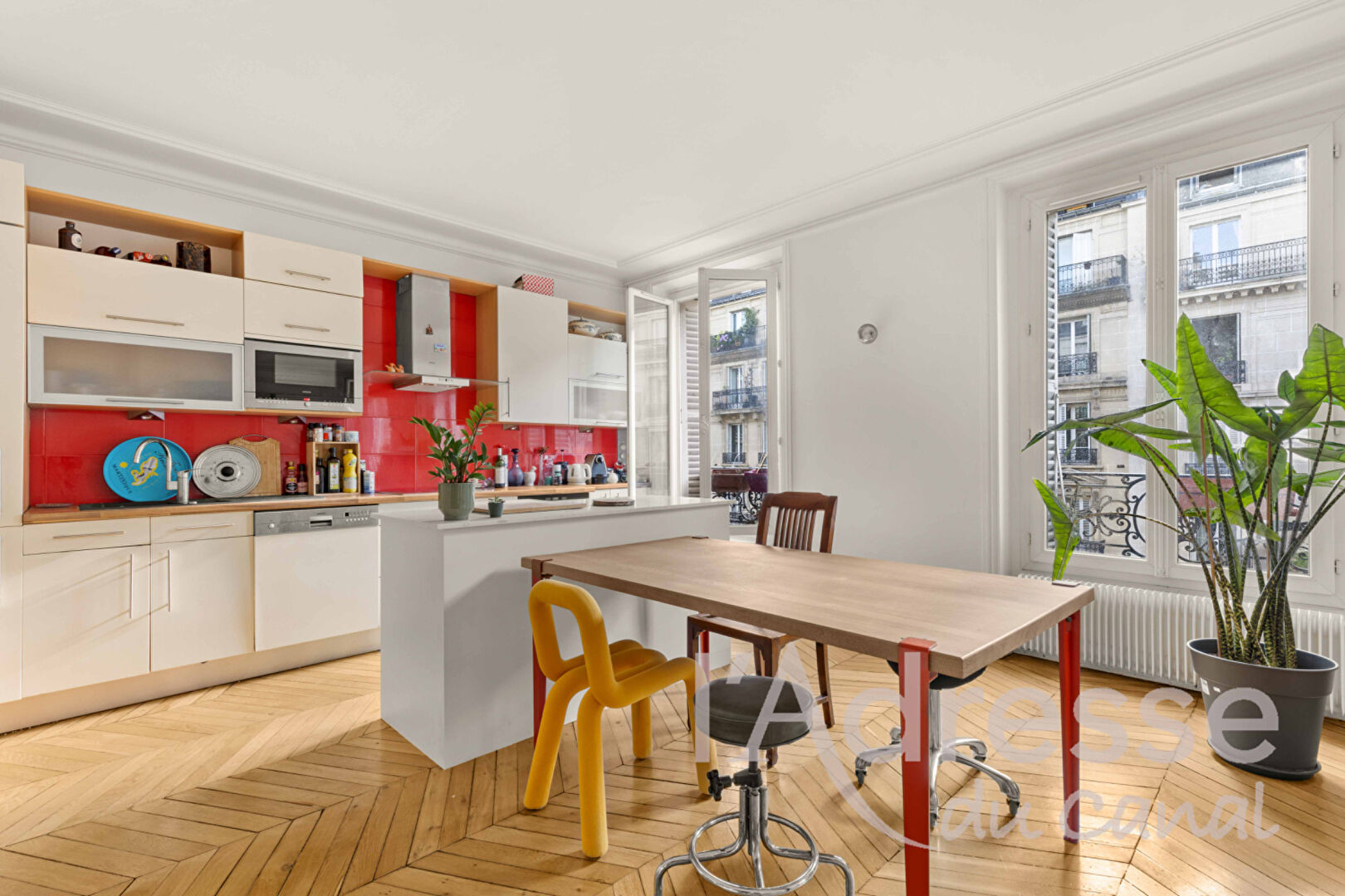 Appartement PARIS (75010) 4 pièces 87.00 m²