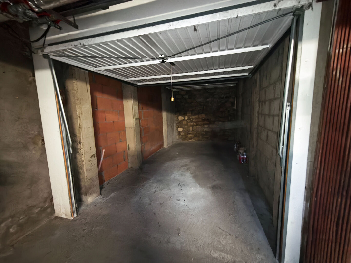 Parking / box Paris (75010)