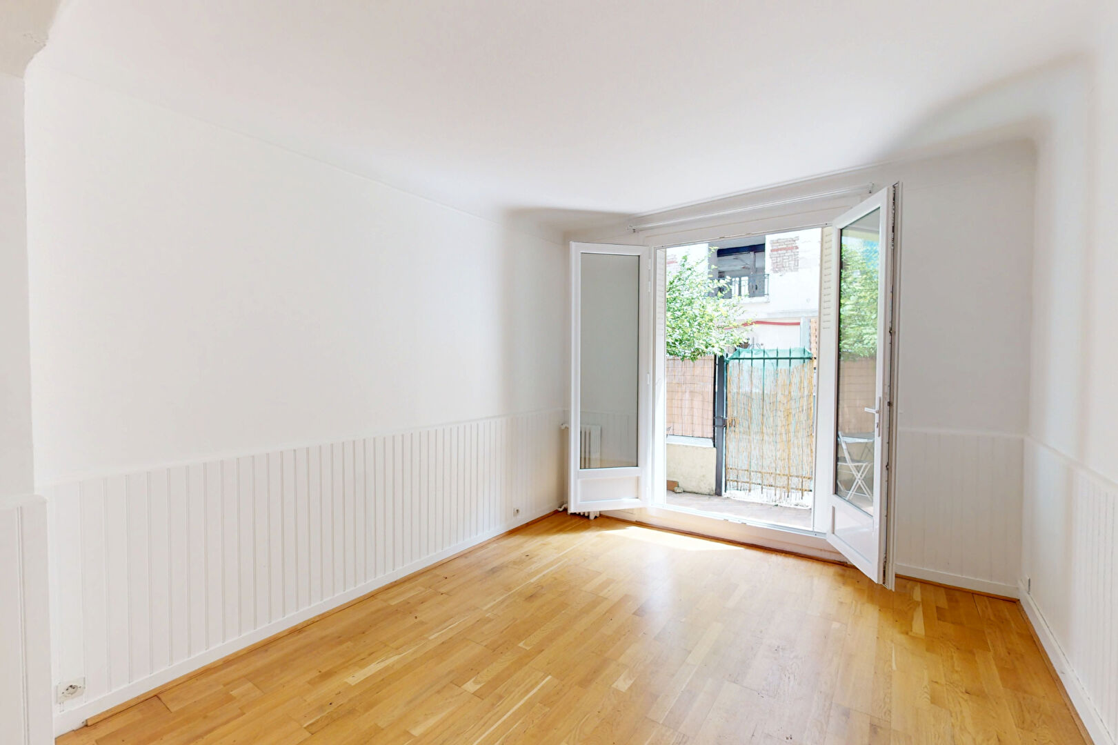 Paris 19 (75) 630 000 € Appartement 3 pièces , 2 chambres 66.40 m² Voir le bien