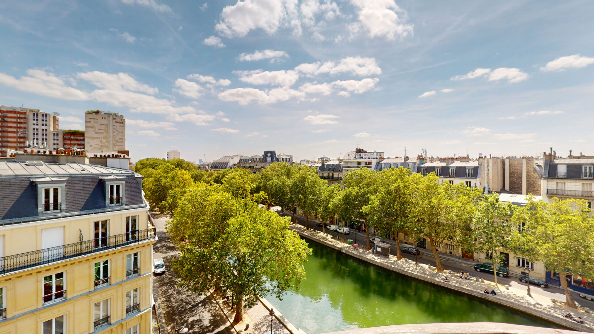 Paris 10 (75) Exclusif 1 100 000 € Appartement 3 pièces , 2 chambres 72.71 m² Avec balcon Voir le bien