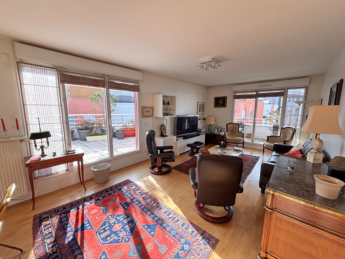 Massy (91) Exclusif 499 000 € Appartement 5 pièces , 3 chambres 98.73 m² Avec terrasse Voir le bien
