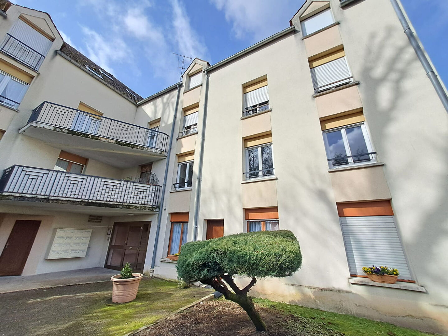Appartement ETAMPES (91150) 1 pièce 30.00 m²