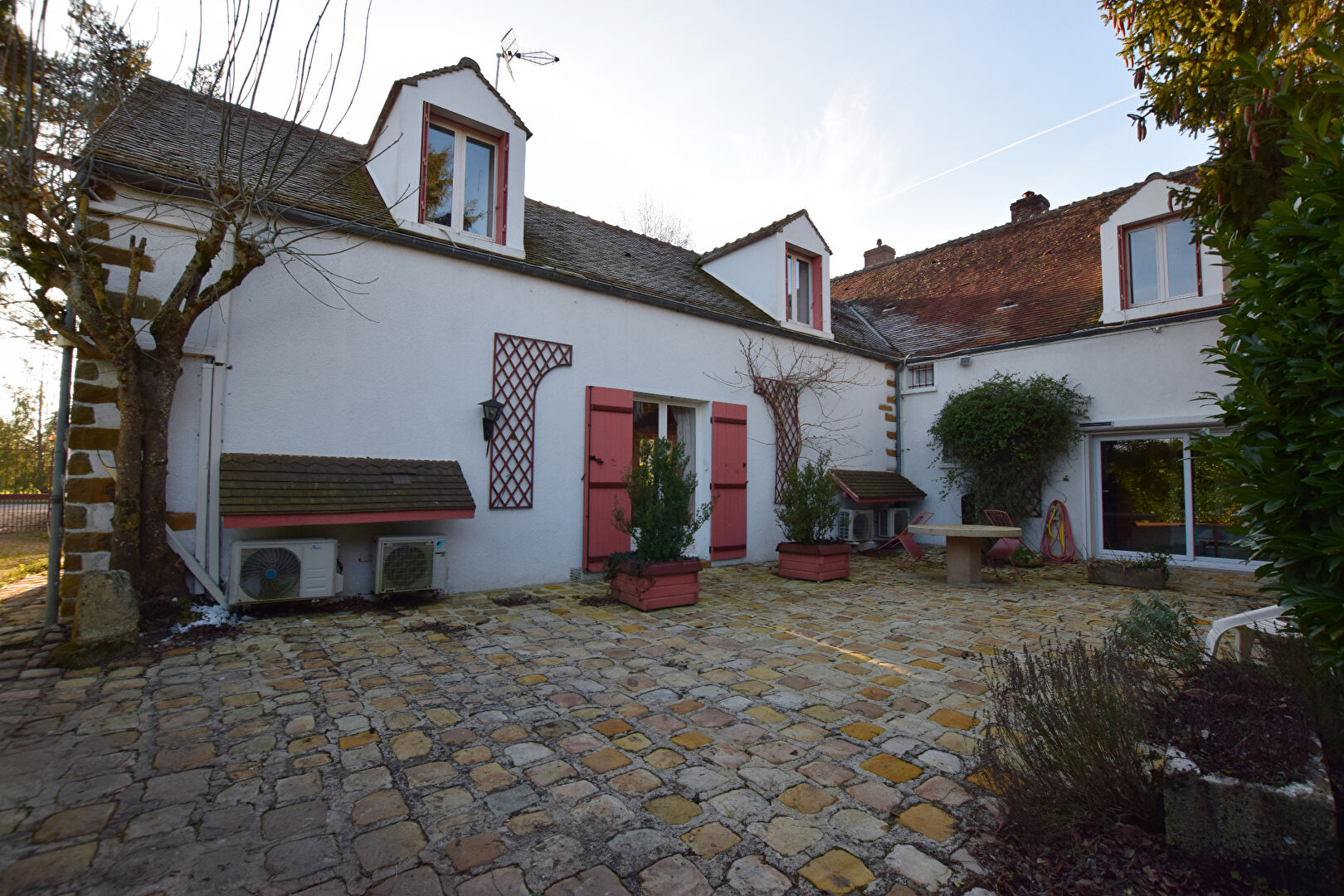 Maison DONNEMARIE DONTILLY (77520) 6 pièces 256.77 m²
