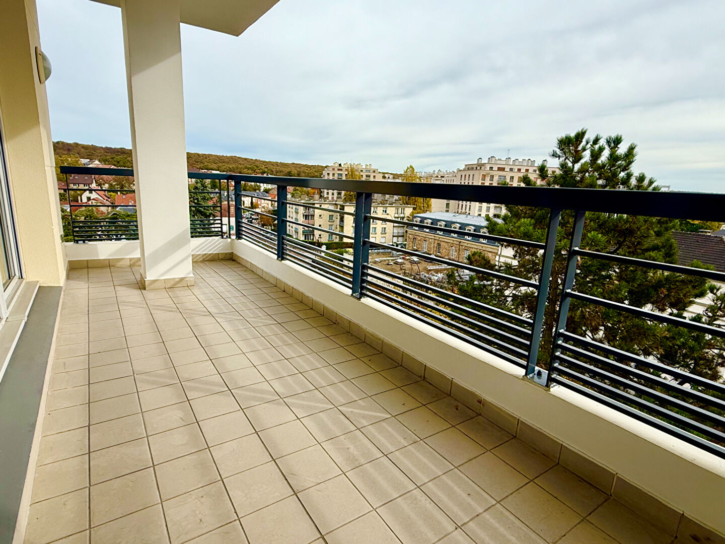 Appartement VERSAILLES (78000) 3 pièces 75.49 m²