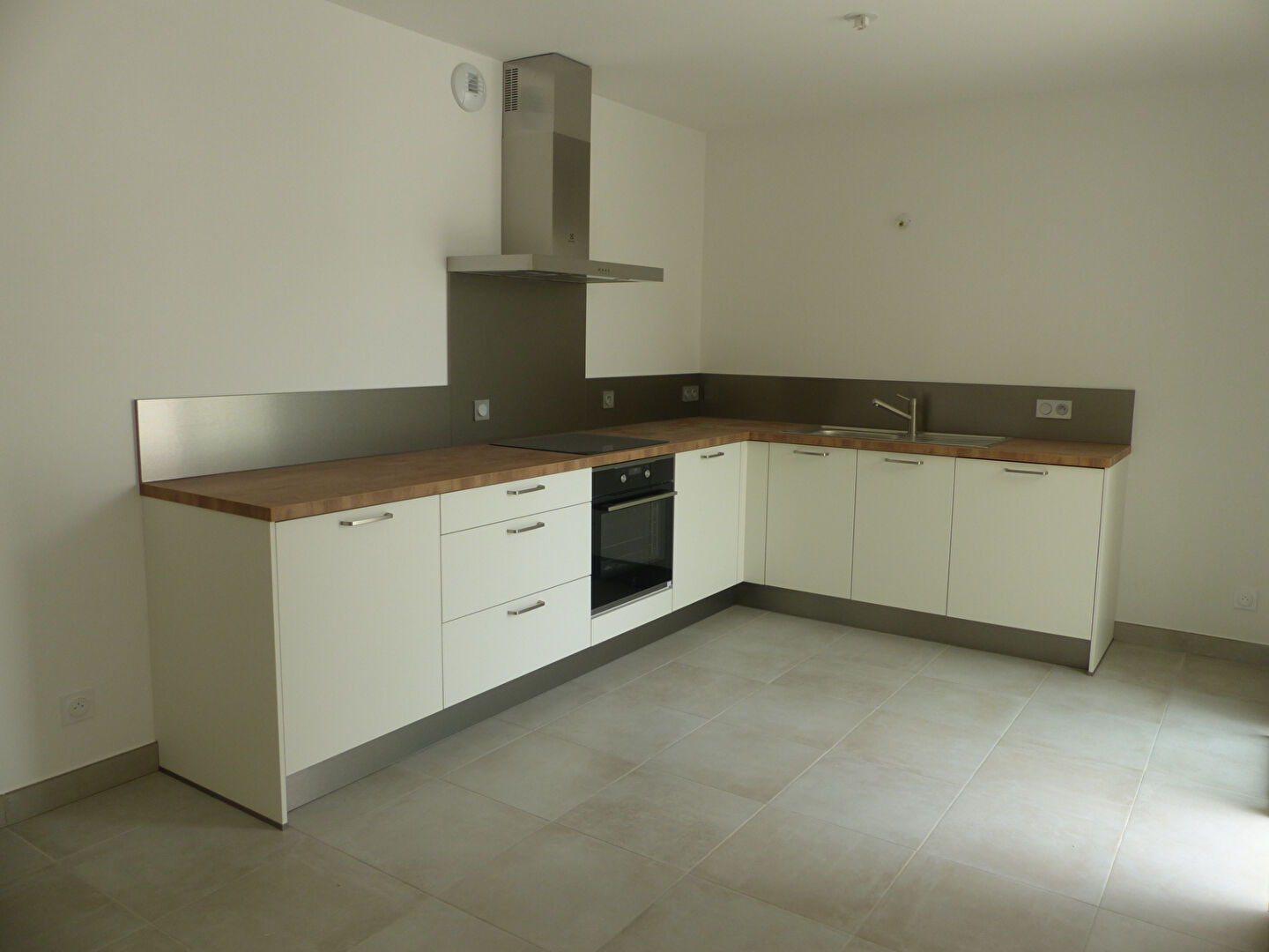 Appartement NIMES (30000) 2 pi&egrave;ces 49.50 m&sup2;