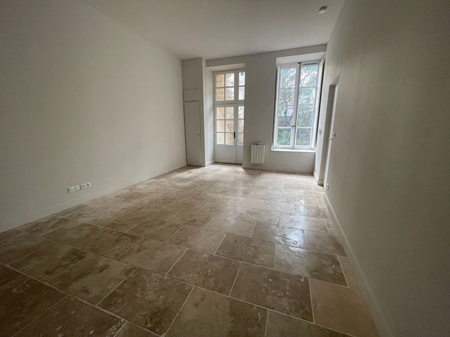 Appartement NIMES (30000) 2 pi&egrave;ces 59.00 m&sup2;