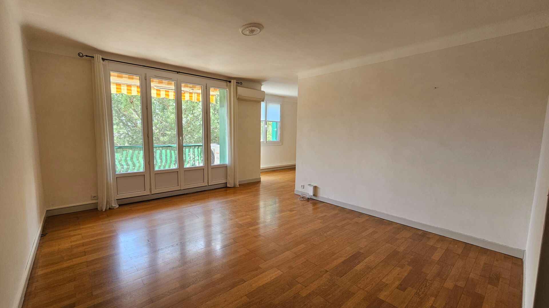Appartement NIMES (30900) 4 pièces 83.69 m²