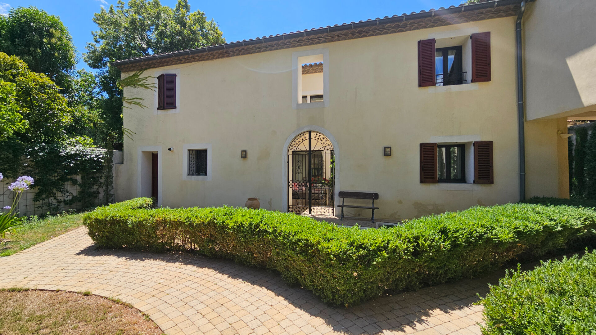 Maison NIMES (30000) 5 pi&egrave;ces 145.57 m&sup2;