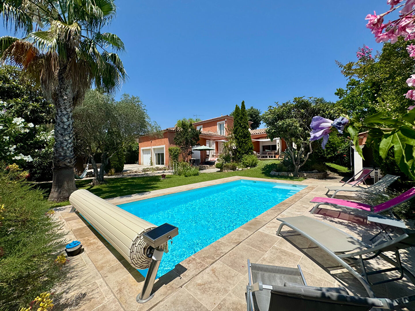 Maison UCHAUD (30620) 5 pièces 130.22 m²
