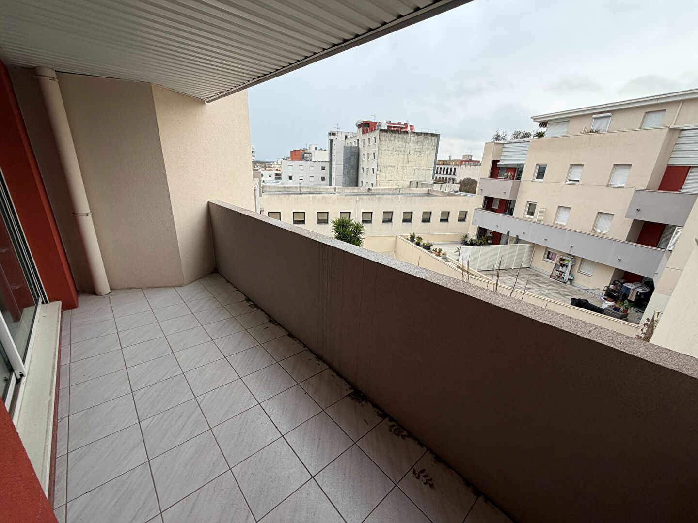 Appartement NIMES (30900) 2 pièces 47.43 m²