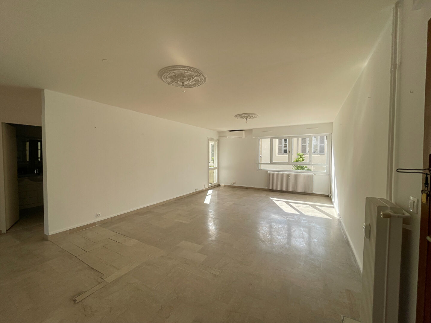 Appartement NIMES (30000) 4 pi&egrave;ces 87.45 m&sup2;