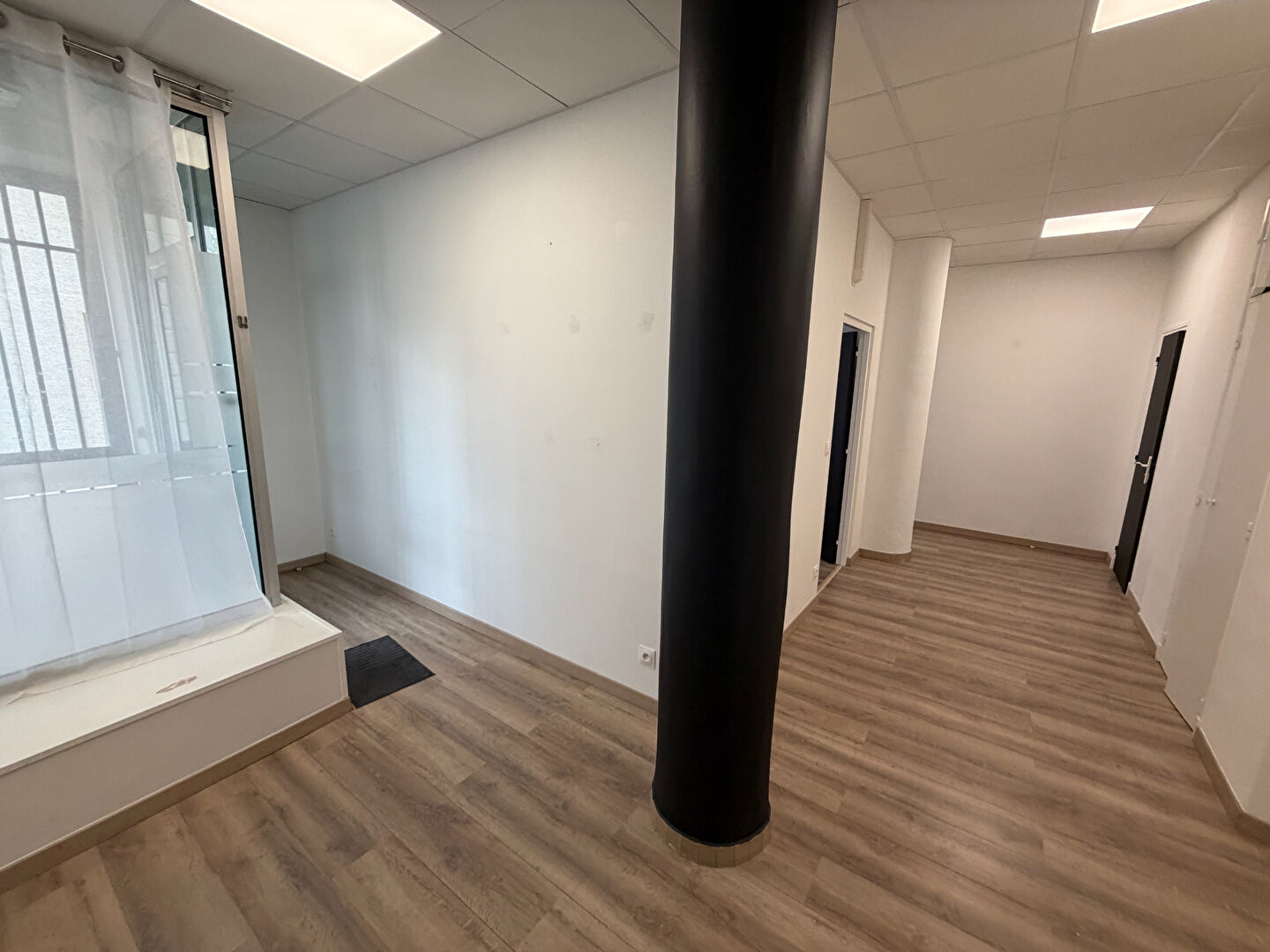 Bureaux NIMES (30000) 49.74 m&sup2;