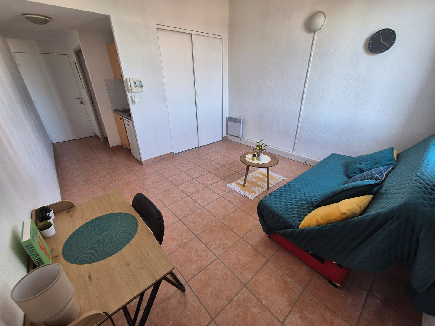 Appartement NIMES (30000) 1 pi&egrave;ce 22.62 m&sup2;