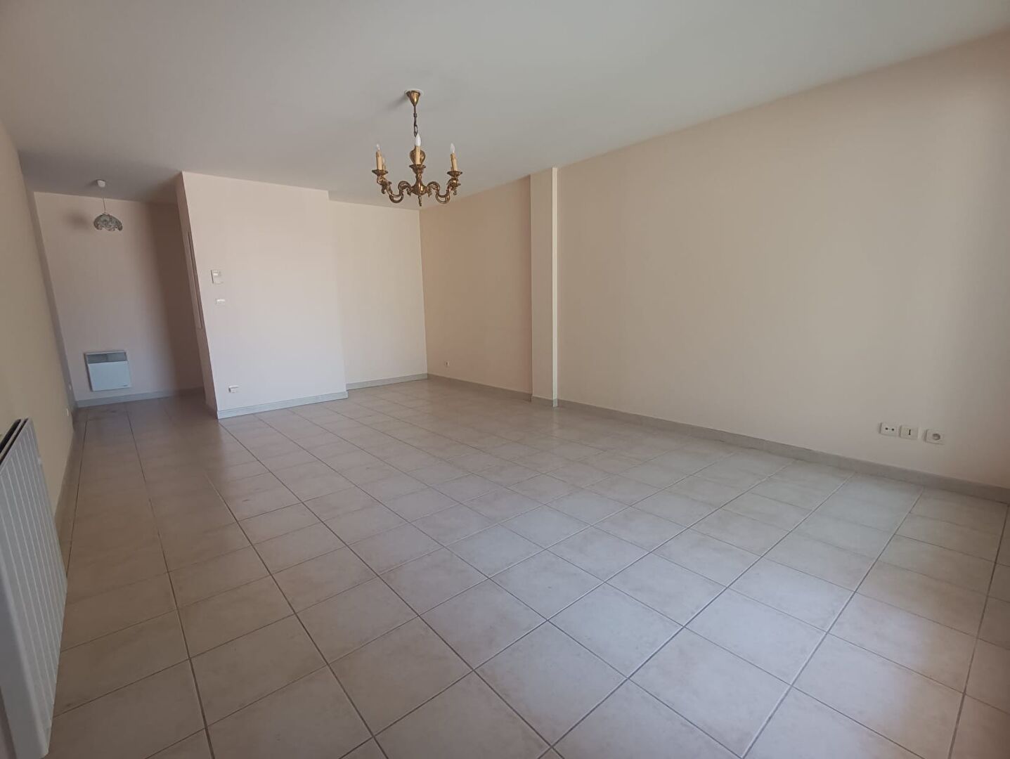 Appartement FRONTIGNAN (34110) 4 pièces 76.32 m²